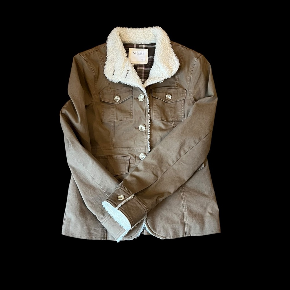 Carve Designs Tan Sherpa-Lined Utility Jacket. Size XS